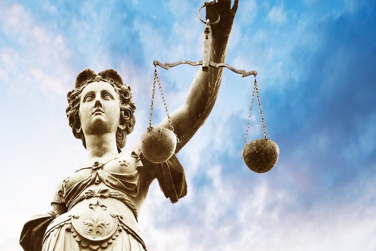 Δημόσιο Δίκαιο Φορολογία Διοίκηση Πρόστιμα Θεσσαλονίκη